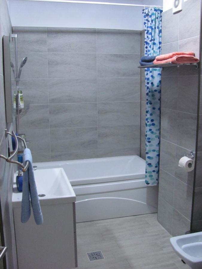 Apartamente Azzurro On The Beach Năvodari المظهر الخارجي الصورة