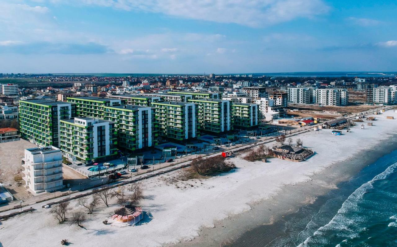 Apartamente Azzurro On The Beach Năvodari المظهر الخارجي الصورة