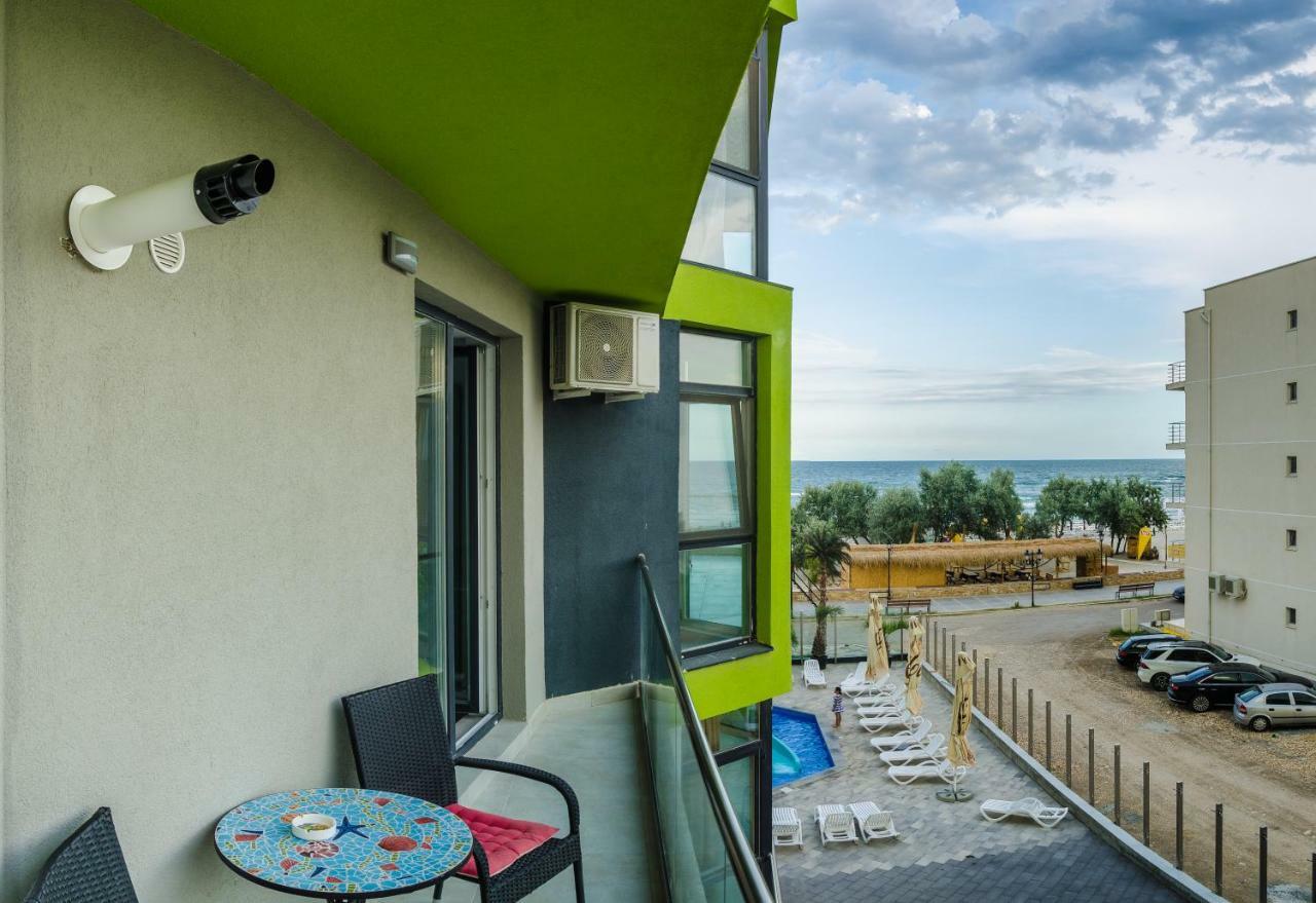 Apartamente Azzurro On The Beach Năvodari المظهر الخارجي الصورة