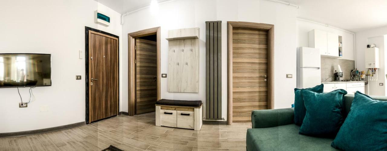 Apartamente Azzurro On The Beach Năvodari المظهر الخارجي الصورة